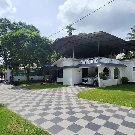 Garden Park Villa Tiruvalla Exteriér fotografie